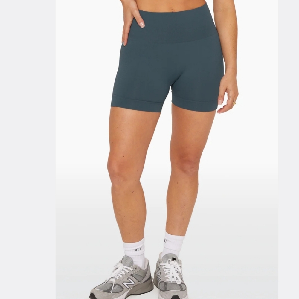 SET Active SCULPTFLEX® BIKE SHORTS, Neptune, Size Medium